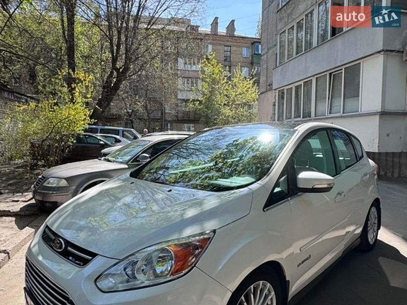 Минивэн Ford C-Max 2013 в Киеве