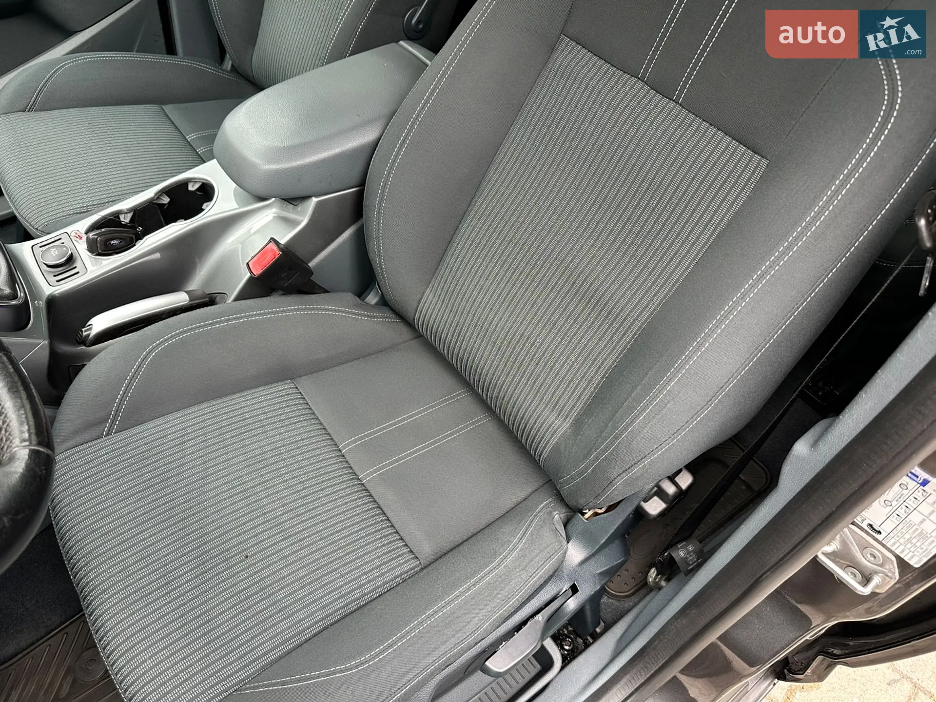 2015 Ford C-MAX - мініатюра 86