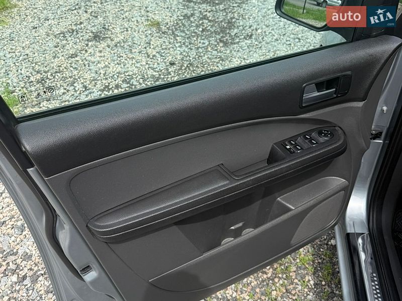 Мінівен Ford C-Max 2006 в Полтаві