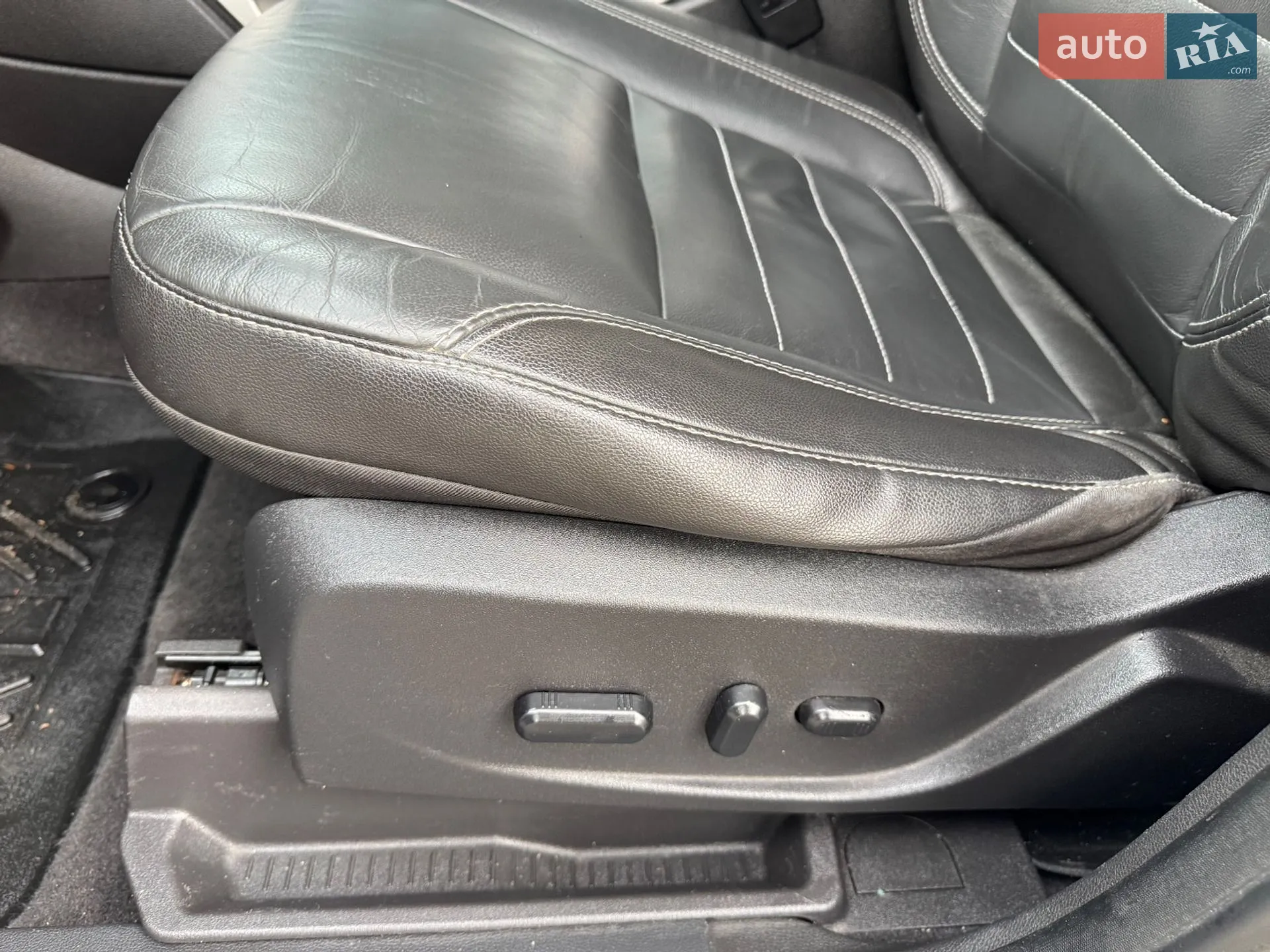 2015 Ford C-MAX - мініатюра 30