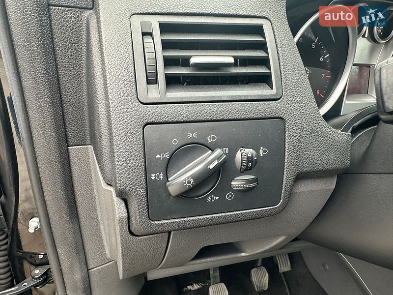 Минивэн Ford C-Max 2010 в Луцке