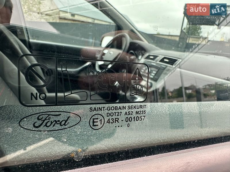 Минивэн Ford C-Max 2010 в Луцке