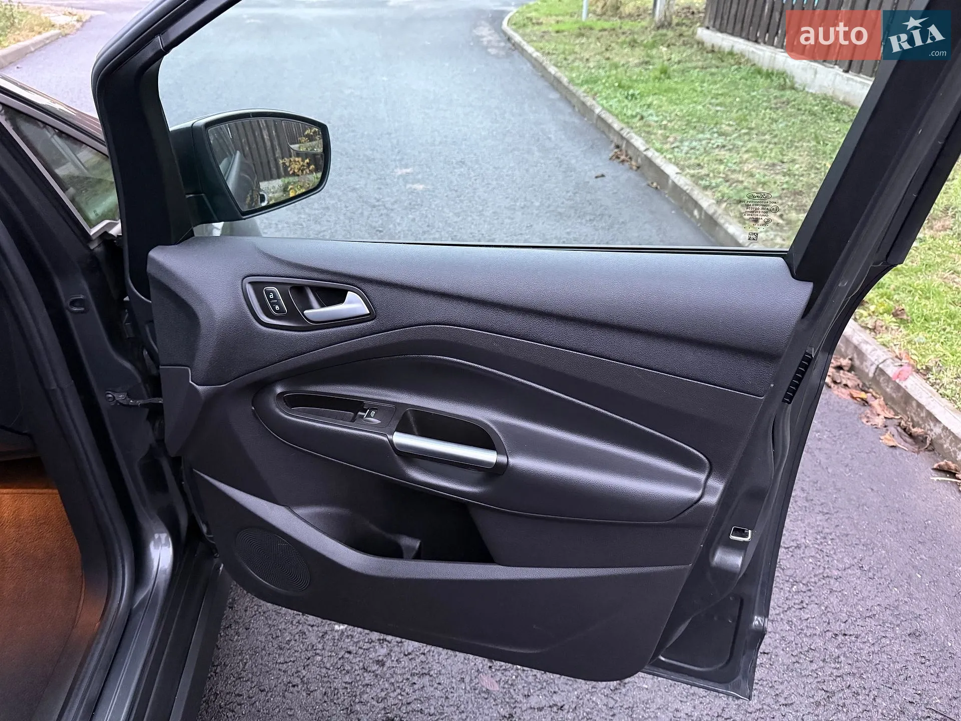 2017 Ford C-MAX - мініатюра 30
