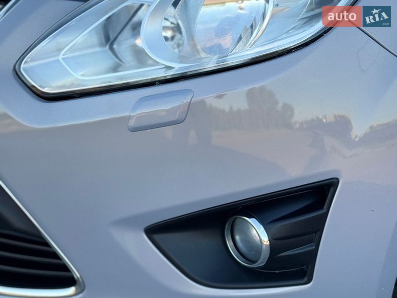 Мінівен Ford C-Max 2010 в Нововолинську