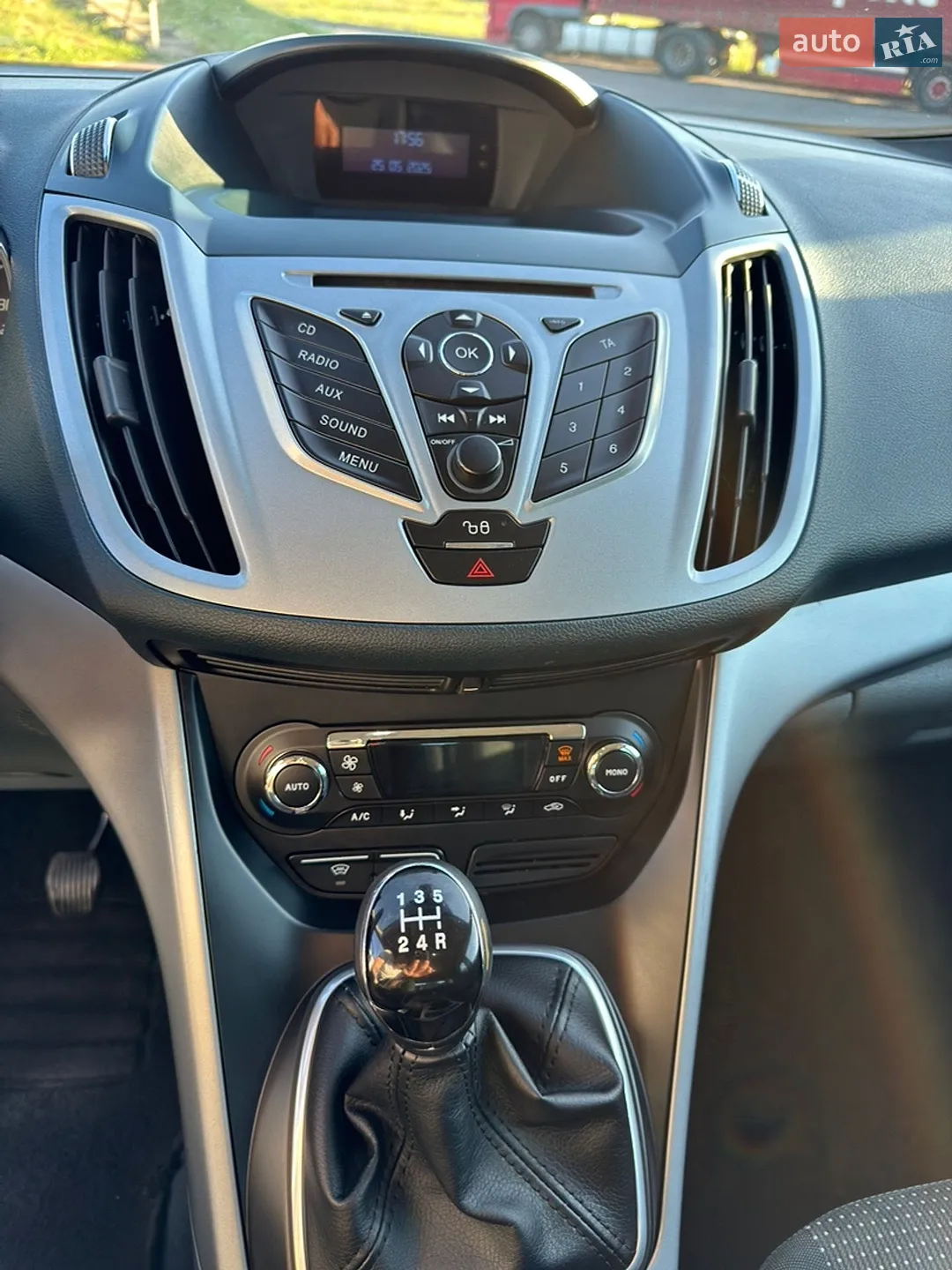 2010 Ford C-MAX - мініатюра 61