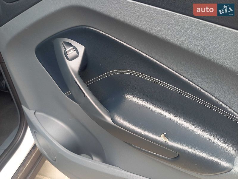 Мінівен Ford C-Max 2013 в Черкасах фото 12 Мінівен Ford C-Max 2013 в Черкасах