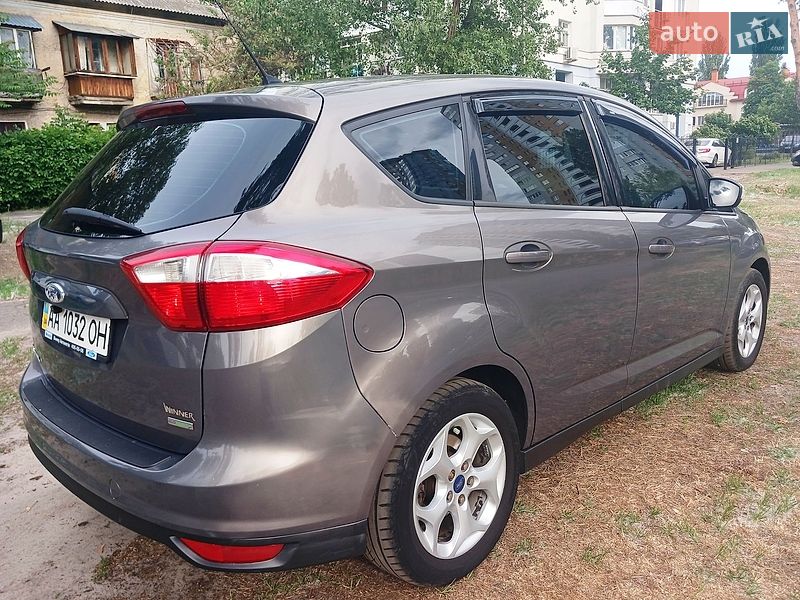 Минивэн Ford C-Max 2013 в Киеве
