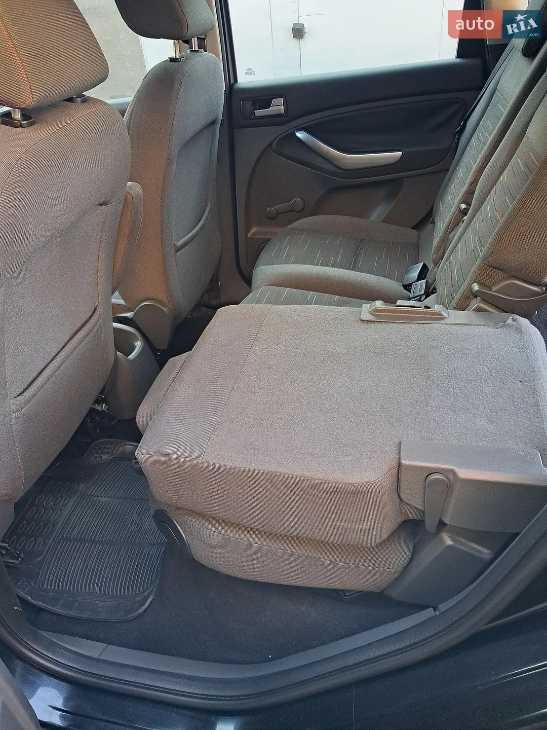 2010 Ford C-MAX - мініатюра 18