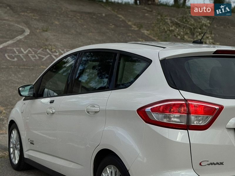 Мінівен Ford C-Max 2017 в Києві
