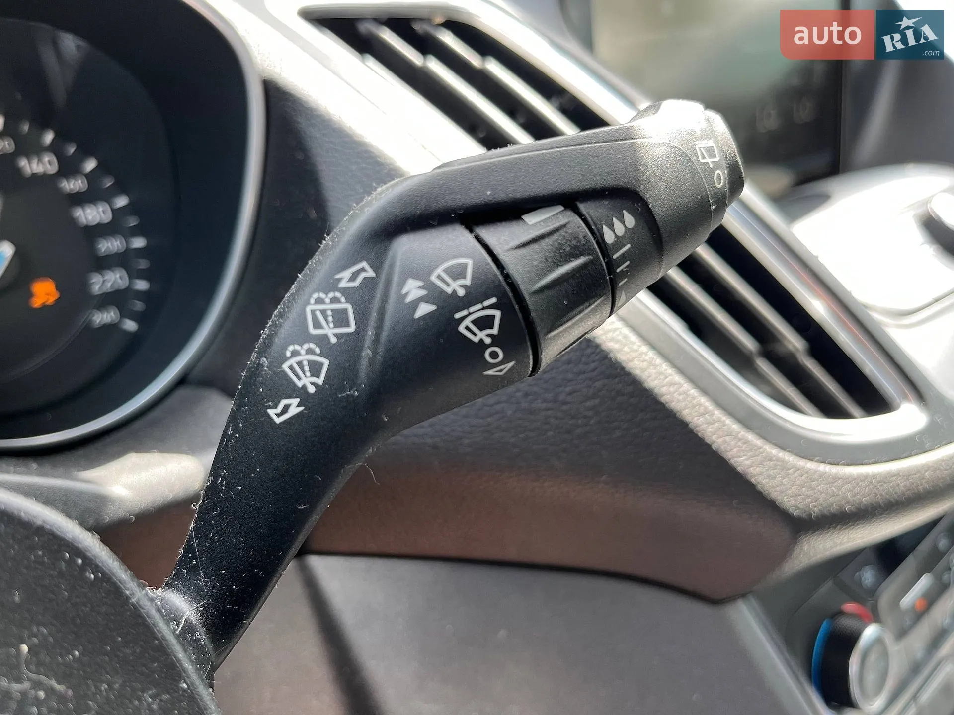 2016 Ford C-MAX - мініатюра 23