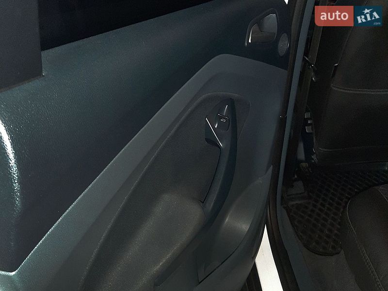 Минивэн Ford C-Max 2013 в Черкассах фото 16 Минивэн Ford C-Max 2013 в Черкассах