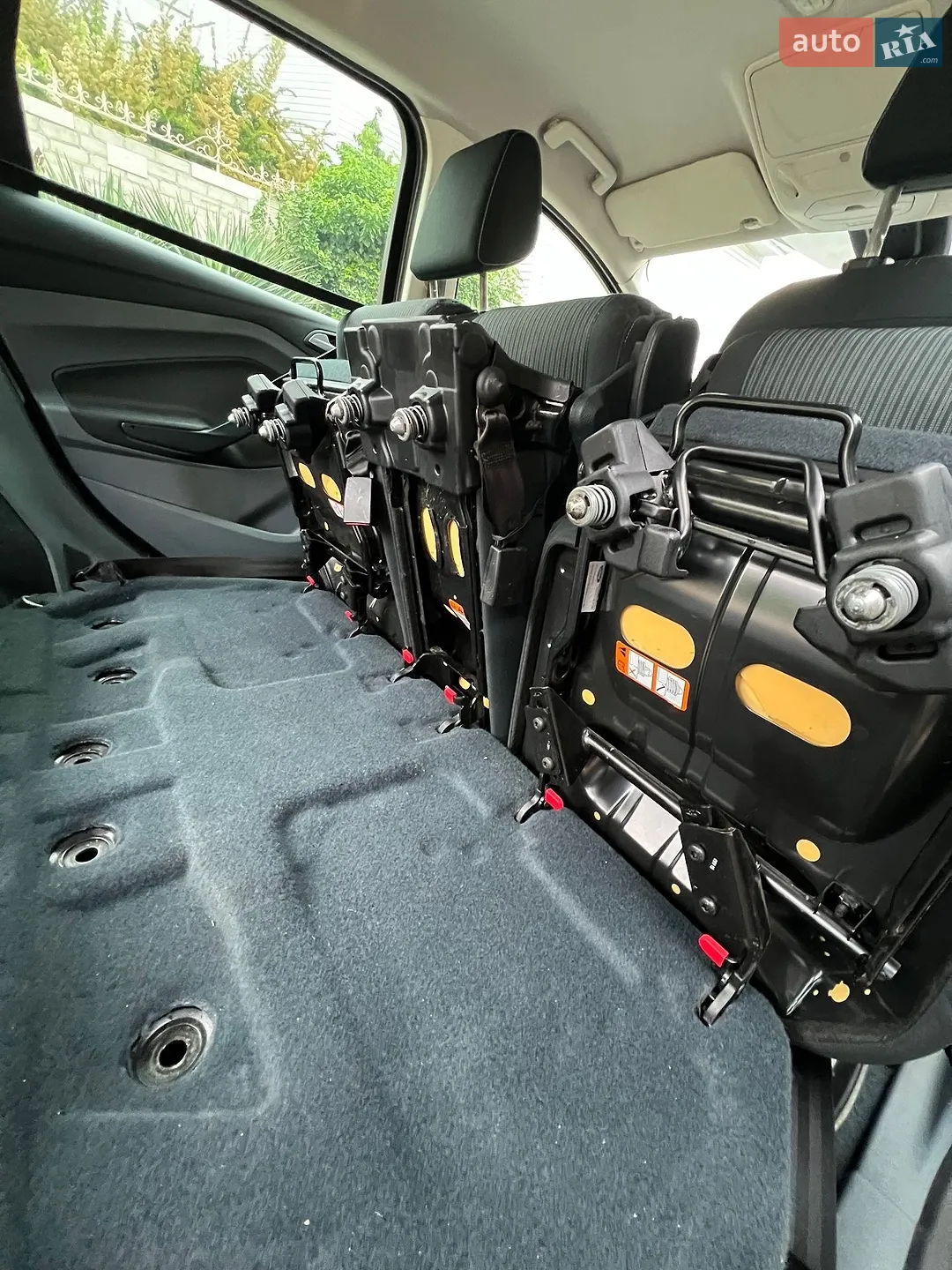 2013 Ford C-MAX - мініатюра 24
