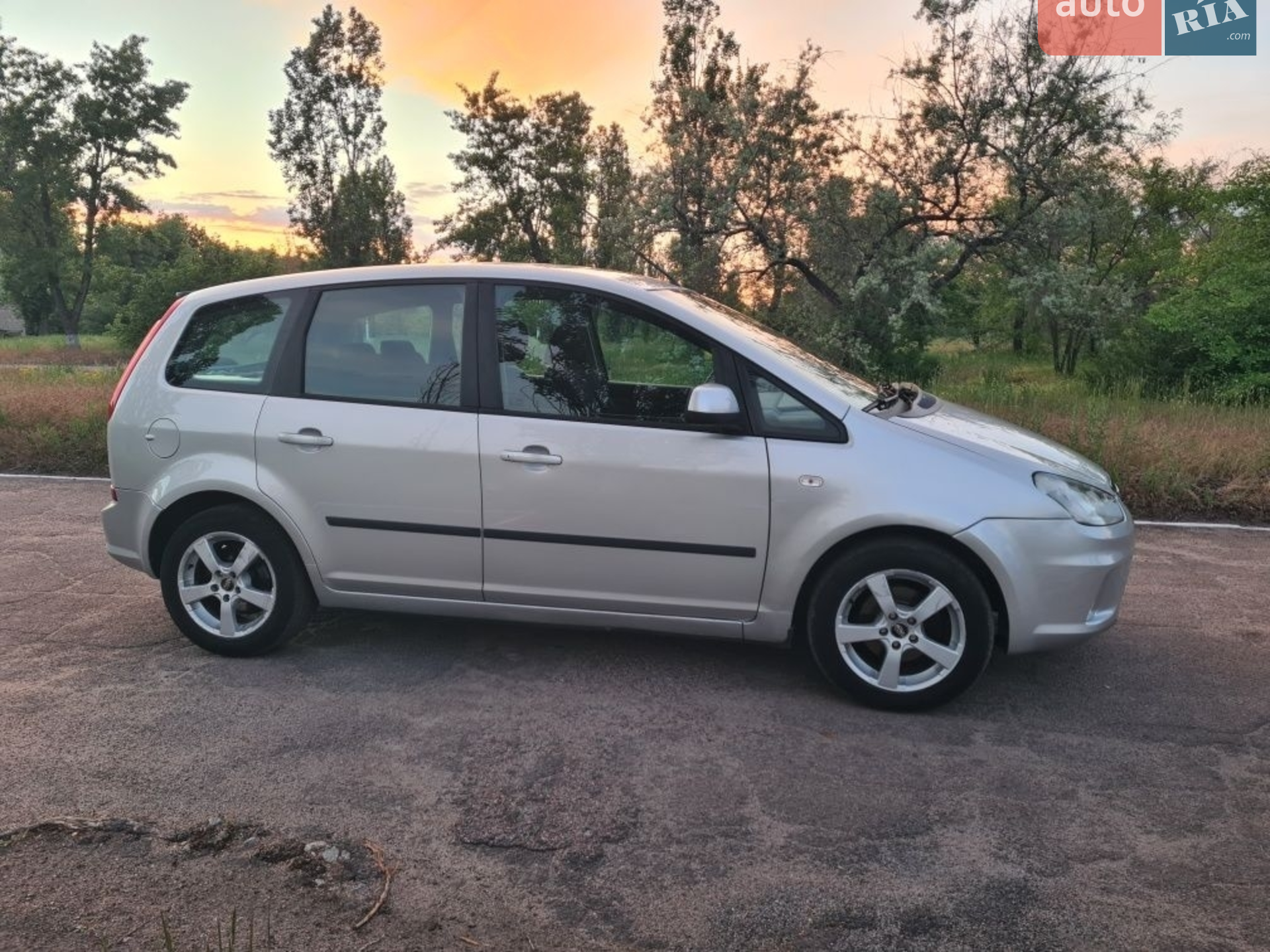 2010 Ford C-MAX - мініатюра 8