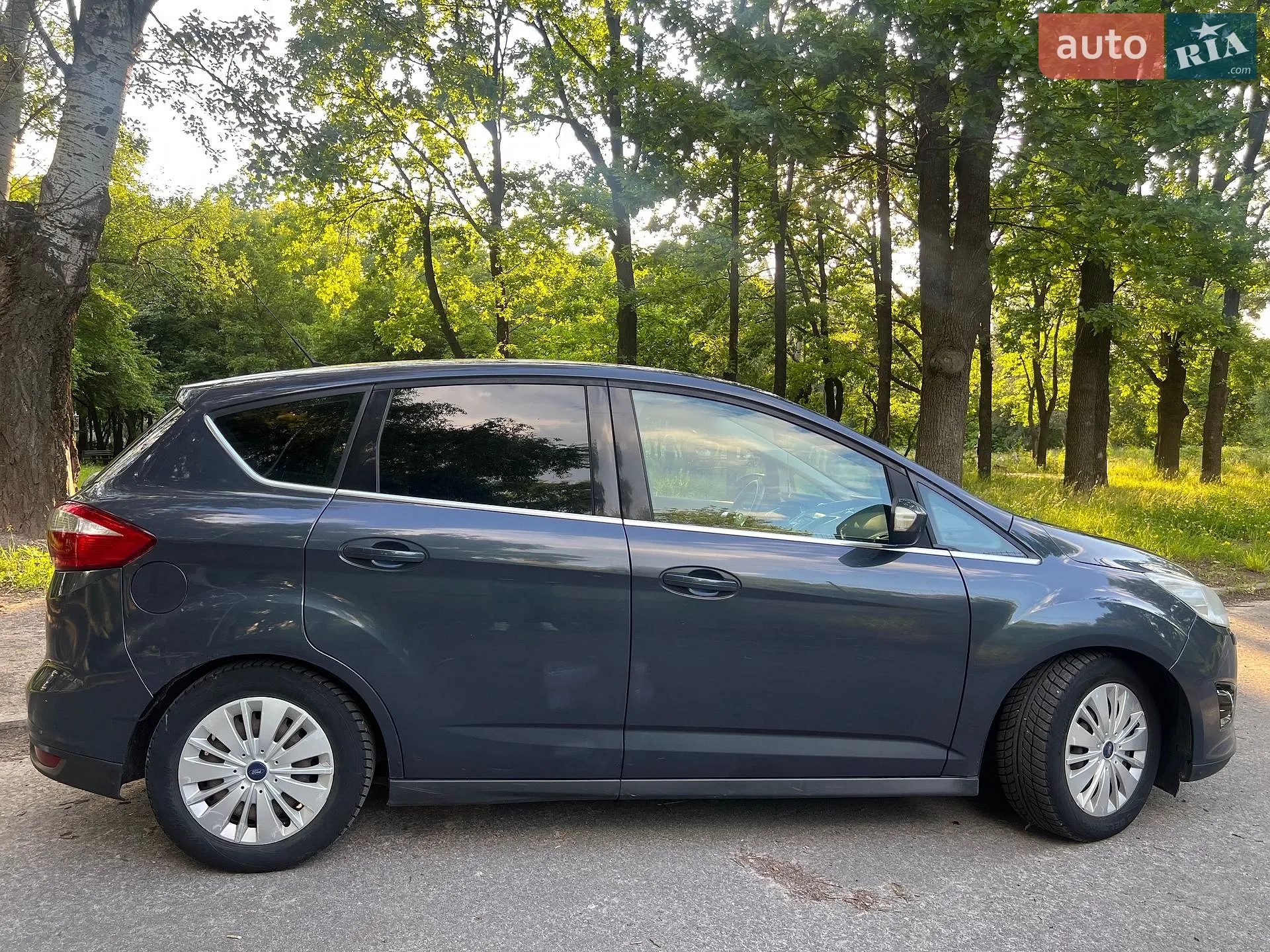 2011 Ford C-MAX - мініатюра 11