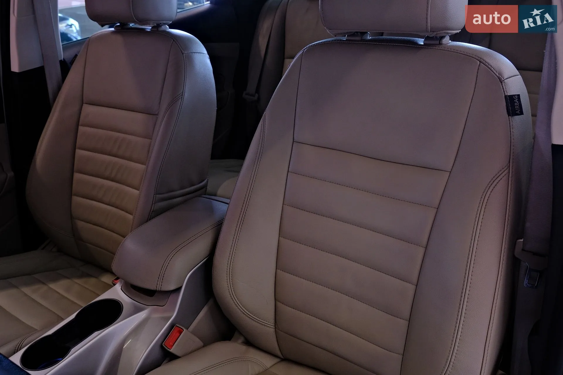 2014 Ford C-MAX - мініатюра 26
