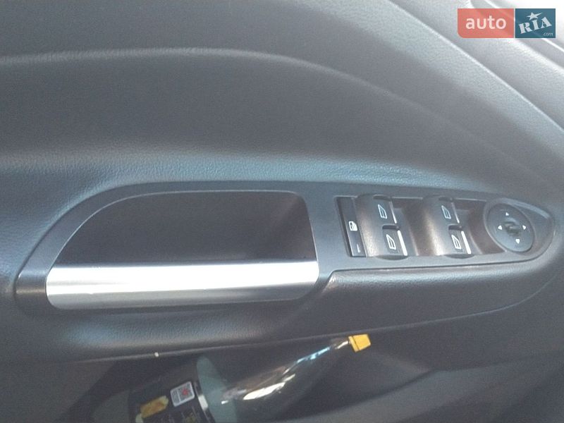 Минивэн Ford C-Max 2017 в Львове фото 29 Минивэн Ford C-Max 2017 в Львове
