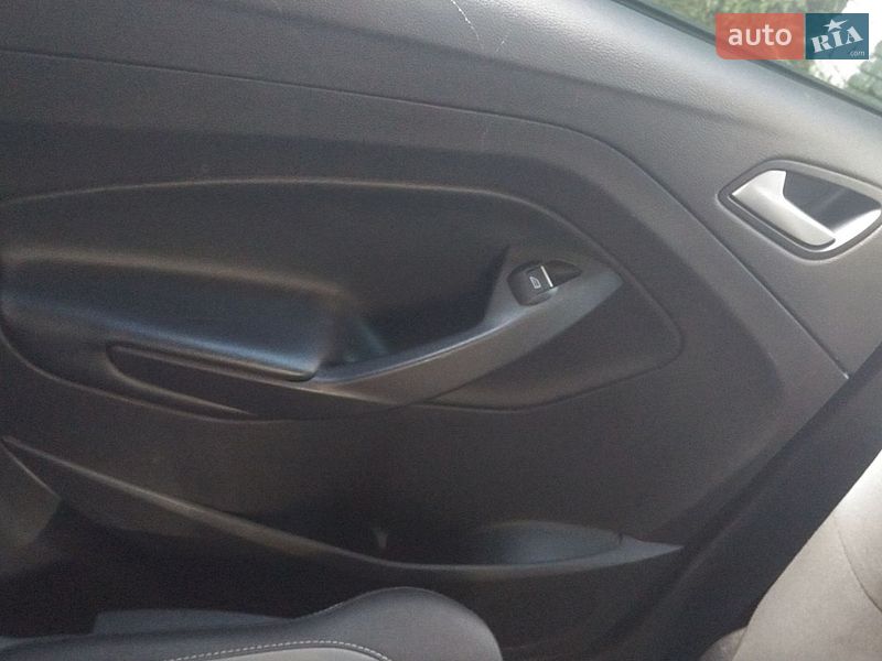Минивэн Ford C-Max 2017 в Львове фото 30 Минивэн Ford C-Max 2017 в Львове