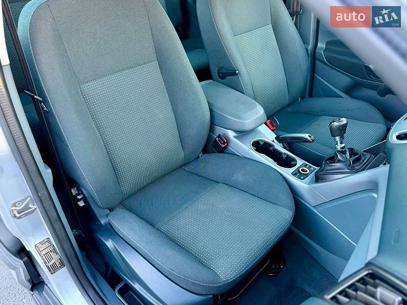 Мінівен Ford C-Max 2011 в Тернополі фото 35 Мінівен Ford C-Max 2011 в Тернополі