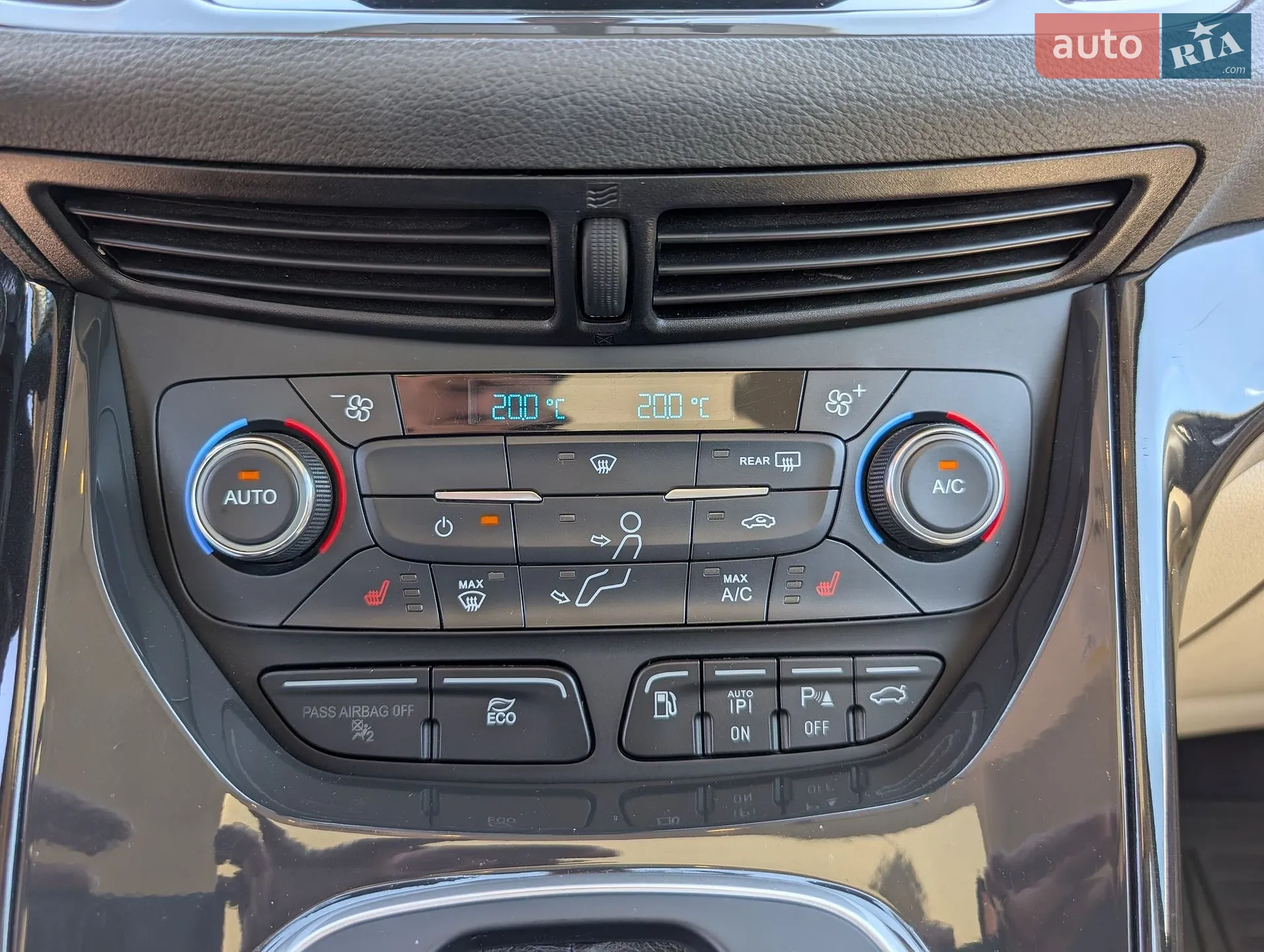 2016 Ford C-MAX - мініатюра 23