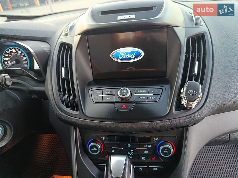 Минивэн Ford C-Max 2017 в Киеве