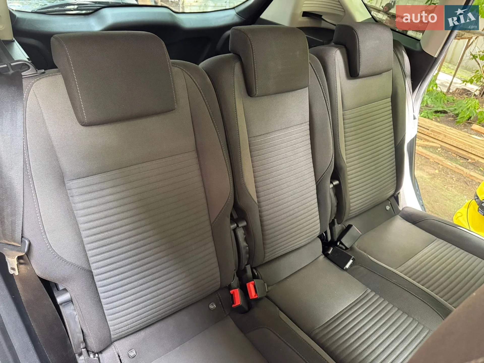 2016 Ford C-MAX - мініатюра 31