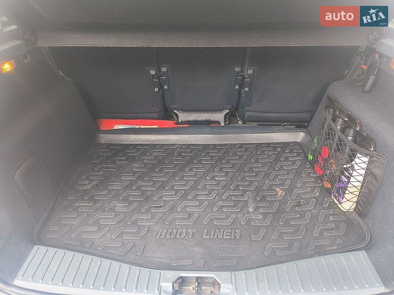 Минивэн Ford C-Max 2012 в Киеве