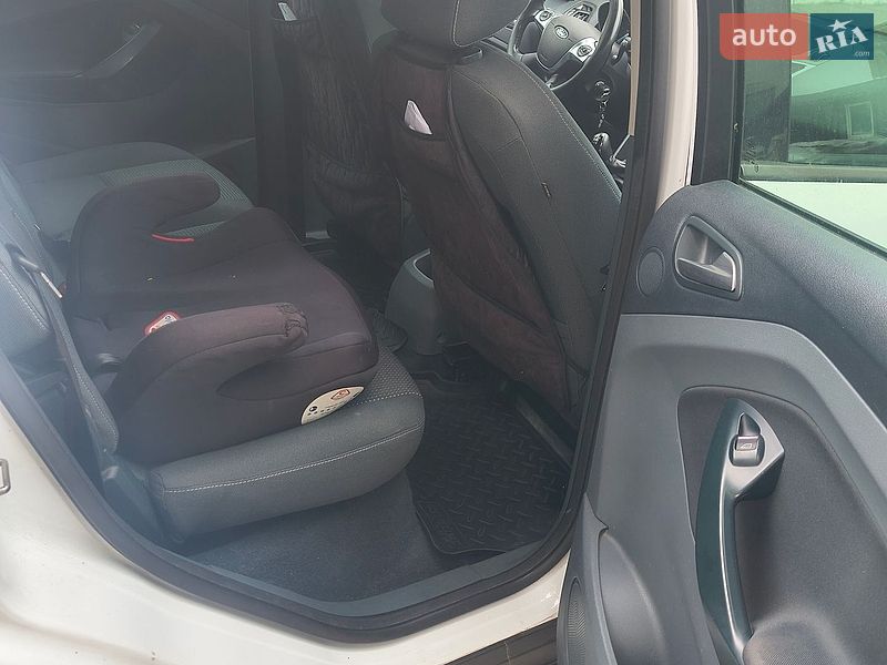 Минивэн Ford C-Max 2012 в Киеве