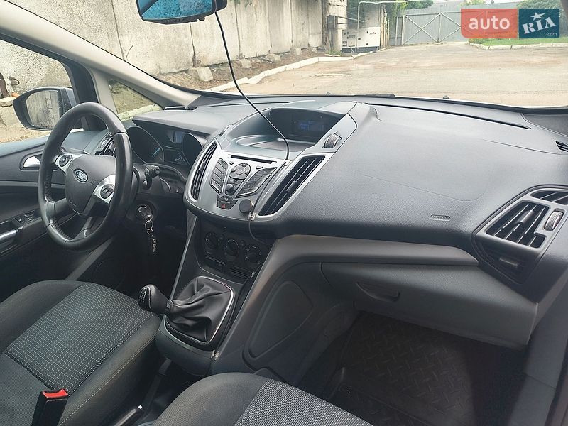 Минивэн Ford C-Max 2012 в Киеве