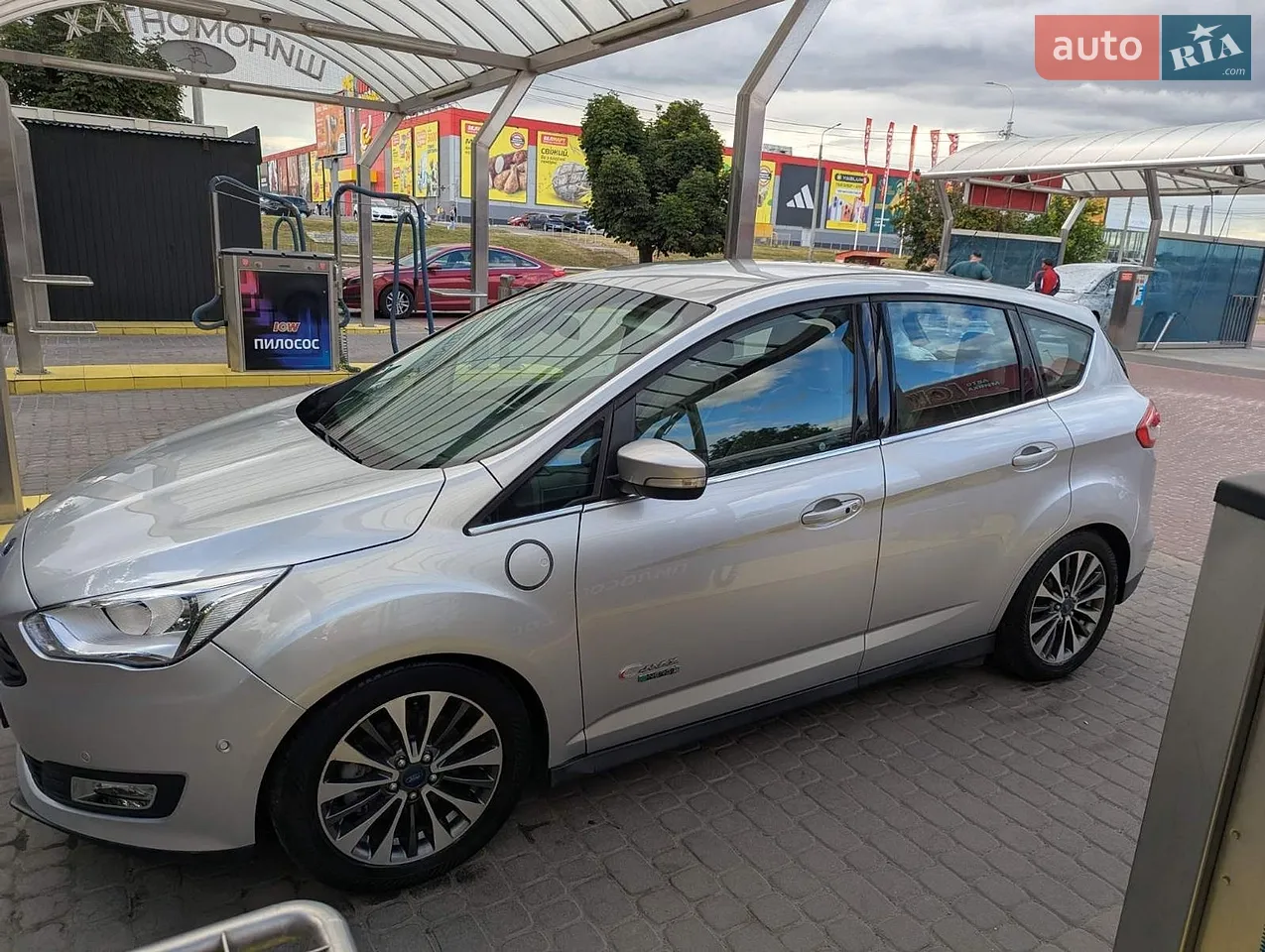 2016 Ford C-MAX - мініатюра 25