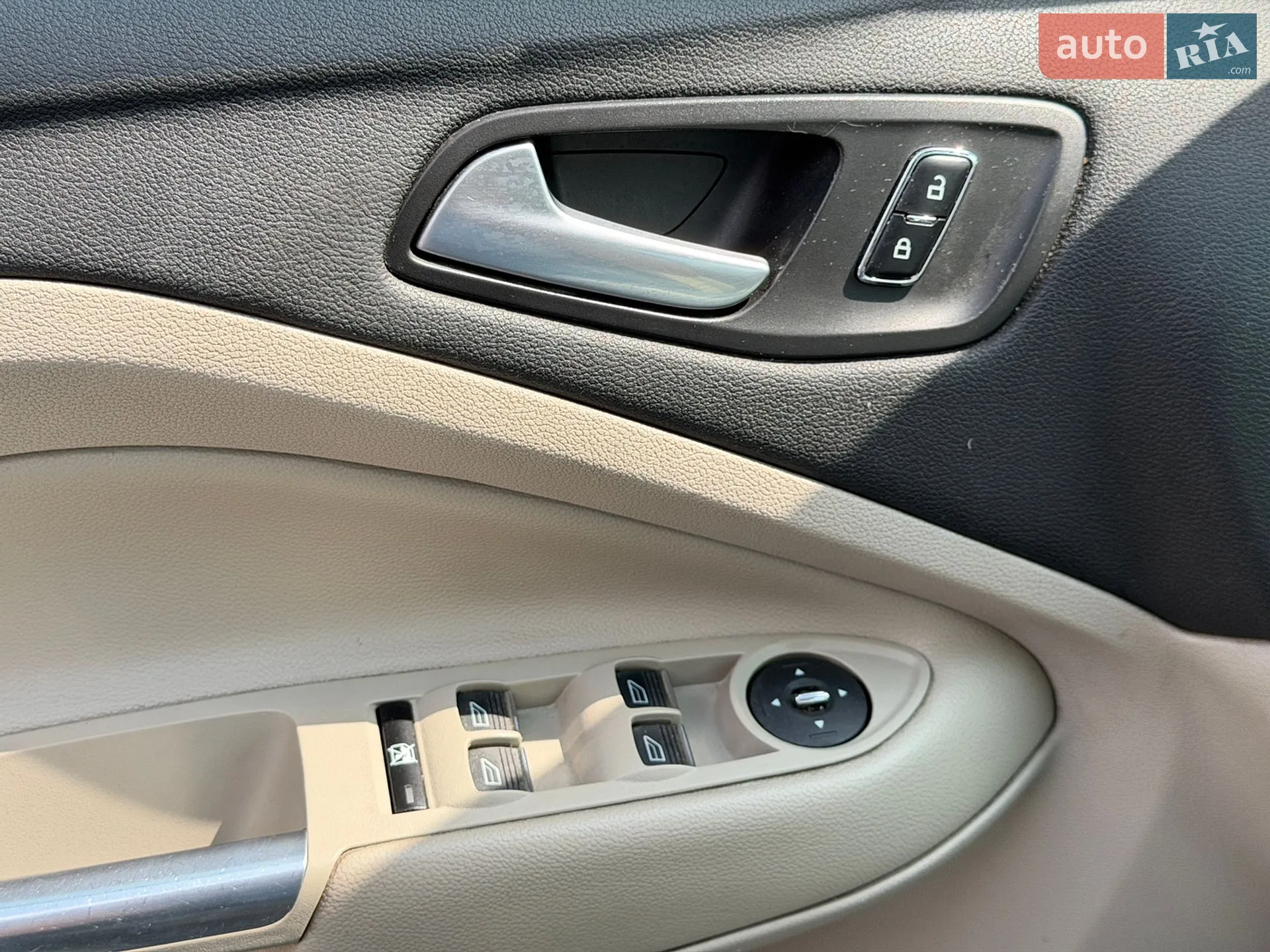 2014 Ford C-MAX - мініатюра 24