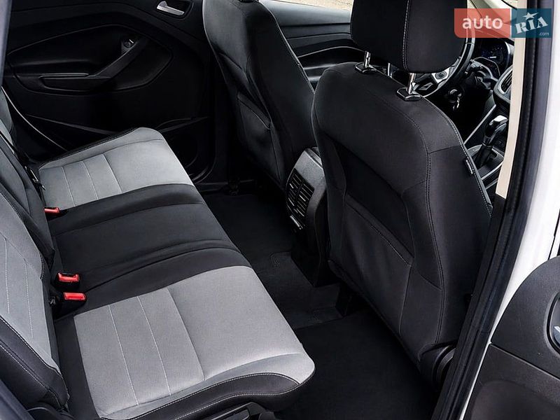 Минивэн Ford C-Max 2016 в Ровно