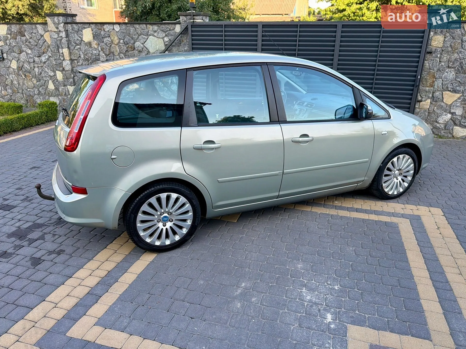 2010 Ford C-MAX - мініатюра 23
