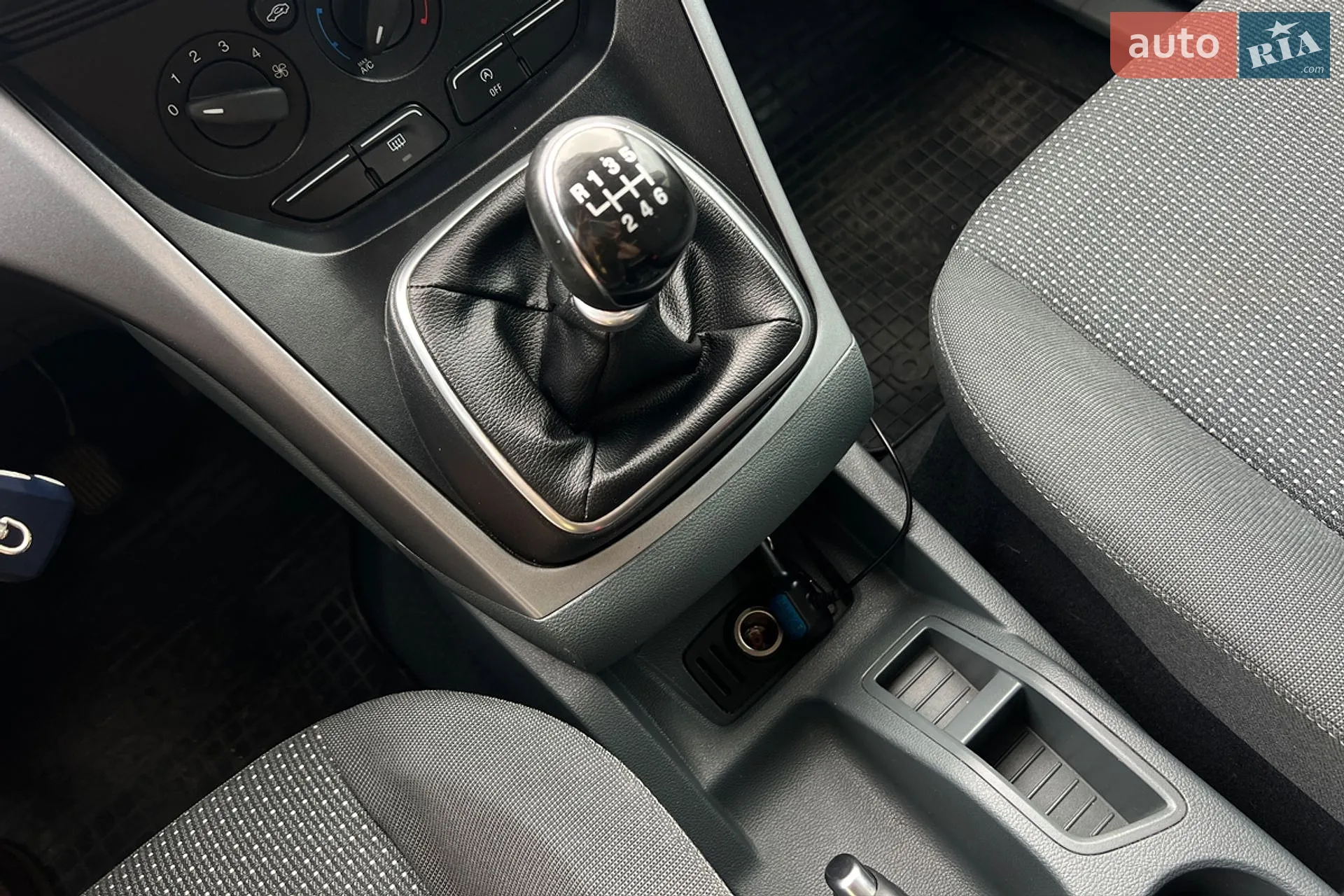 2013 Ford C-MAX - мініатюра 19