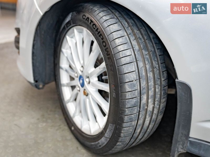 Мінівен Ford C-Max 2013 в Києві