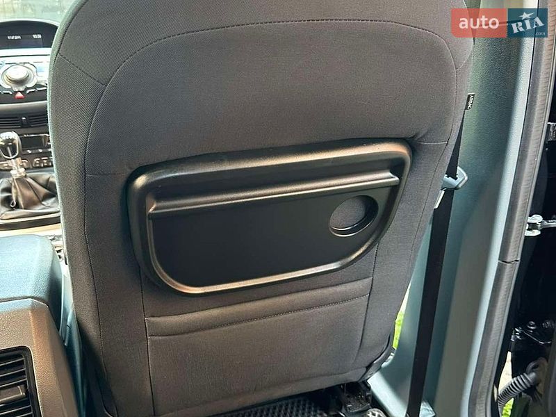 Минивэн Ford C-Max 2011 в Стрые