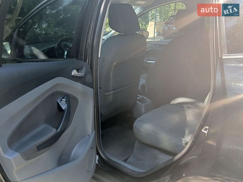 Мінівен Ford C-Max 2013 в Неполоківцях
