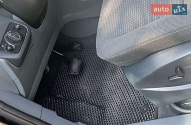 Мінівен Ford C-Max 2013 в Неполоківцях
