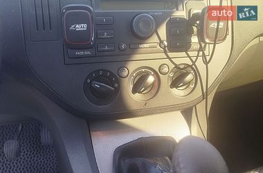 Мінівен Ford C-Max 2004 в Львові фото 18 Мінівен Ford C-Max 2004 в Львові