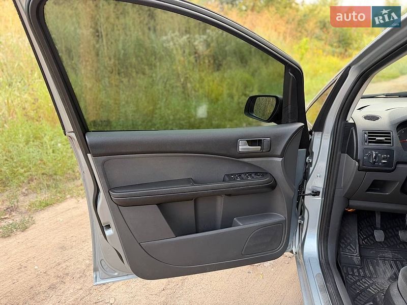 Минивэн Ford C-Max 2005 в Белой Церкви фото 19 Минивэн Ford C-Max 2005 в Белой Церкви