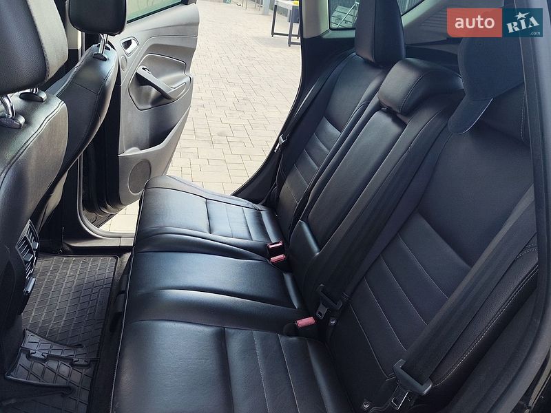 Минивэн Ford C-Max 2013 в Брошневе-Осаде