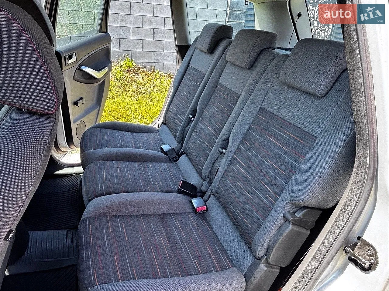 2010 Ford C-MAX - мініатюра 12