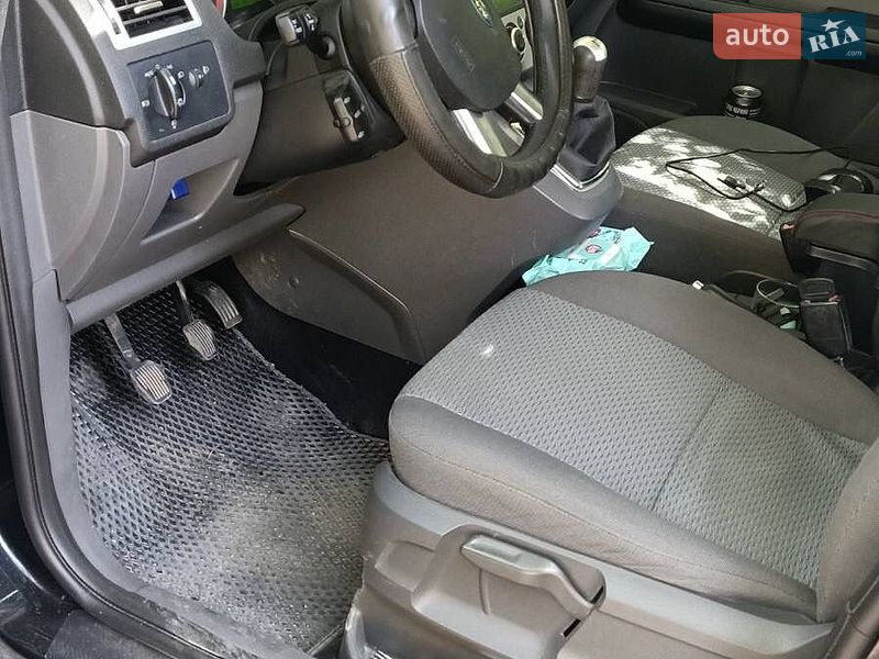 Мінівен Ford C-Max 2007 в Тячеві фото 11 Мінівен Ford C-Max 2007 в Тячеві
