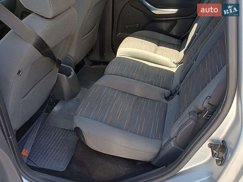 Минивэн Ford C-Max 2010 в Борисполе