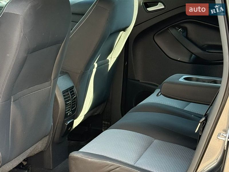 Минивэн Ford C-Max 2017 в Одессе фото 30 Минивэн Ford C-Max 2017 в Одессе