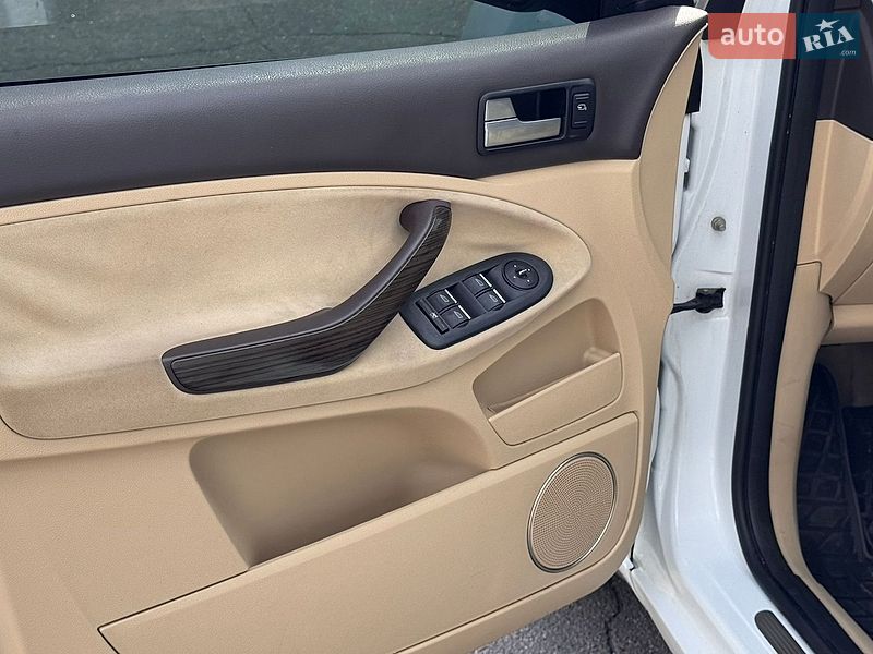 Мінівен Ford C-Max 2008 в Сумах