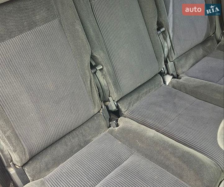Минивэн Ford C-Max 2004 в Днепре