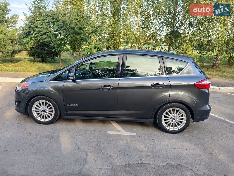 Минивэн Ford C-Max 2015 в Луцке