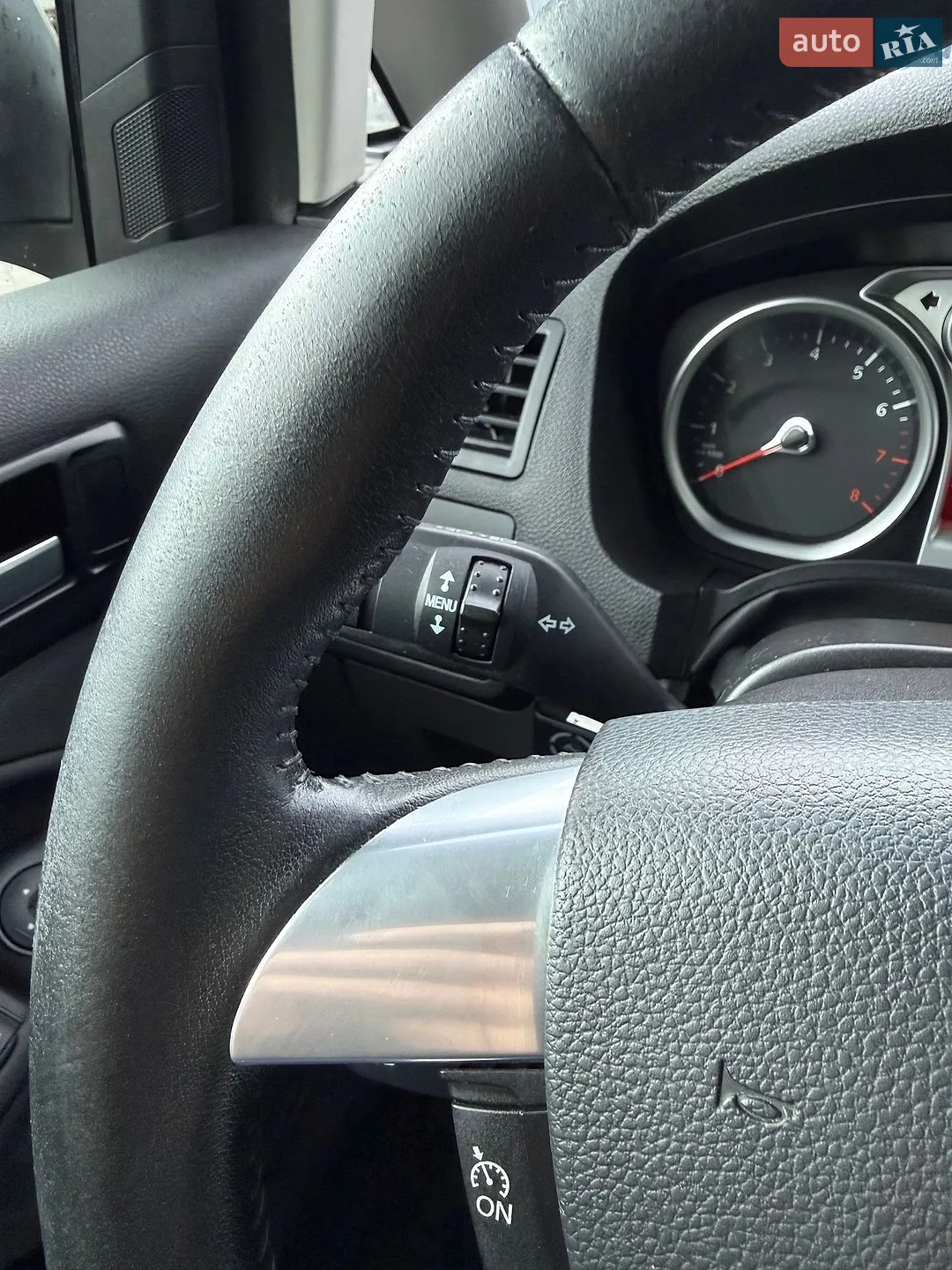 2010 Ford C-MAX - мініатюра 30
