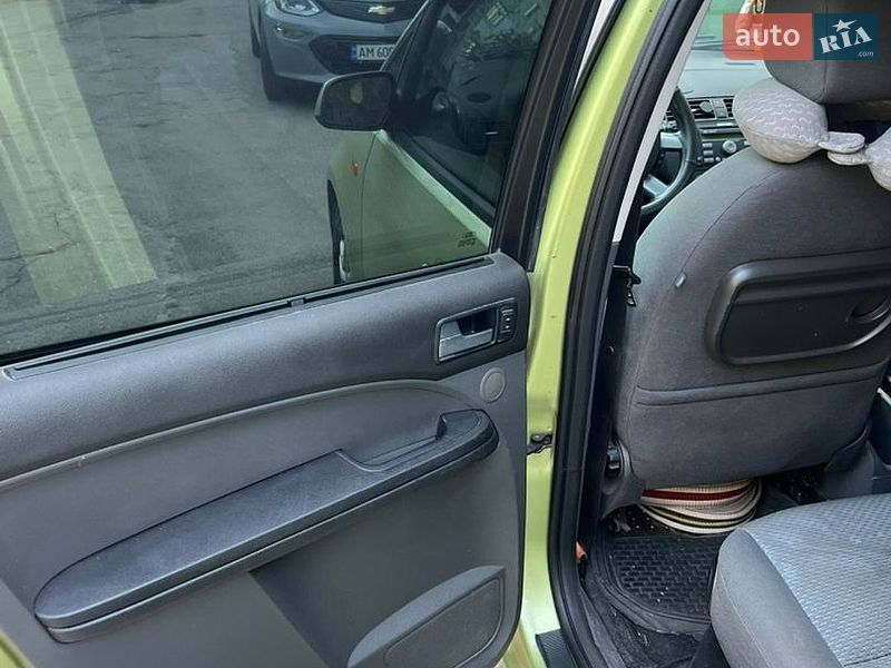 Мінівен Ford C-Max 2005 в Житомирі