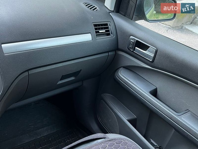 Мінівен Ford C-Max 2005 в Житомирі
